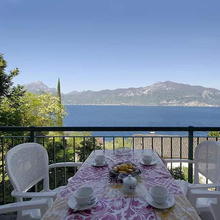 Apt.2 In With Pool Apartman Castelletto di Brenzone