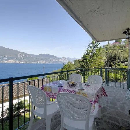 Apt.2 In With Pool Apartman Castelletto di Brenzone